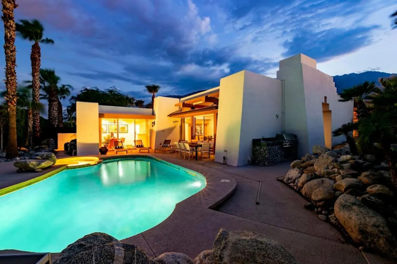 Sunsplash Retreat - Pool With Mountain Views Palm Springs Сasa de vacaciones