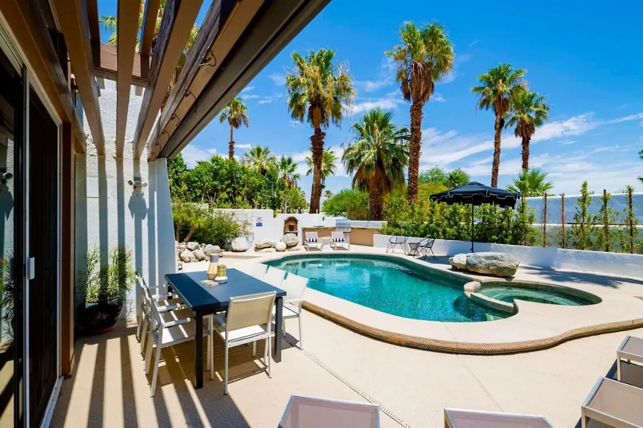 Sunsplash Retreat - Pool With Mountain Views Palm Springs Feriehus