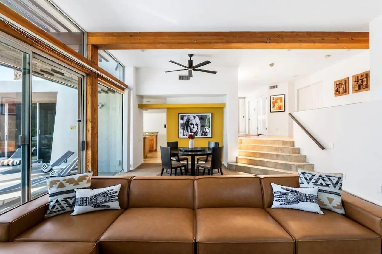 Feriehus Sunsplash Retreat - Pool With Mountain Views Palm Springs USA