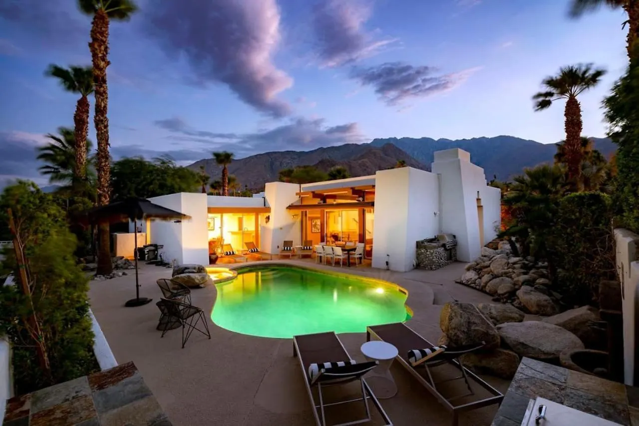 Sunsplash Retreat - Pool With Mountain Views Palm Springs